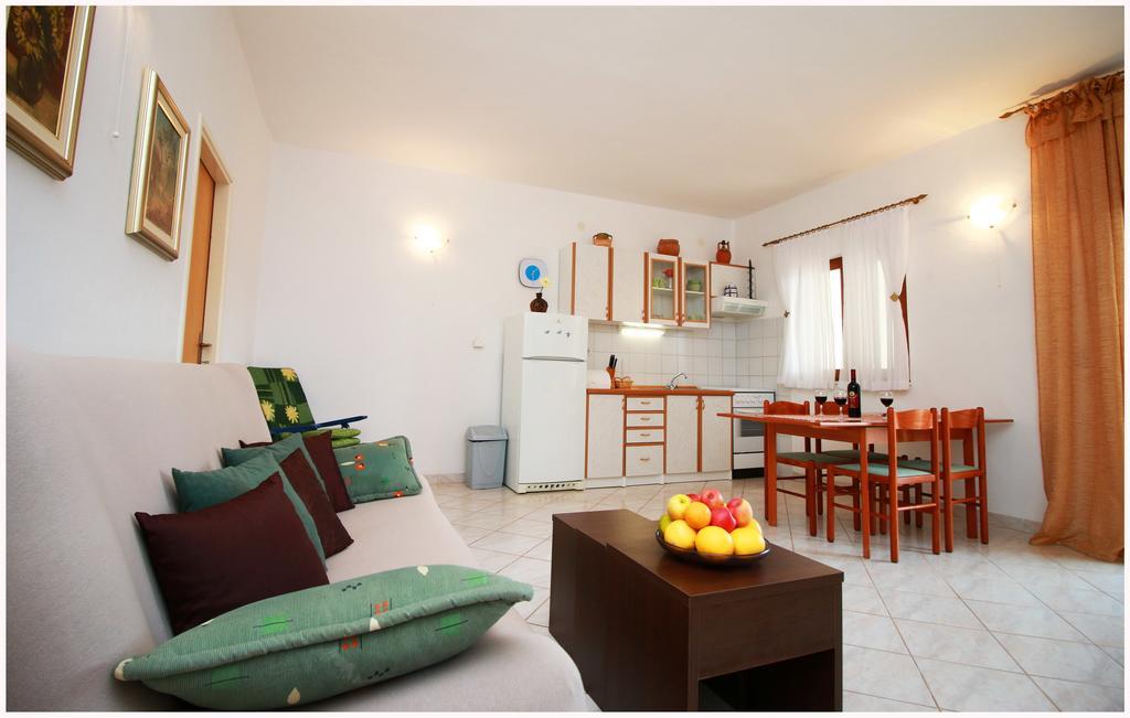 Apartment Benjamin ロゴズニッツァ エクステリア 写真